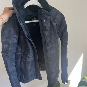 Obermeyer Tuscany II Women’s Ski Jacket in Black Camo